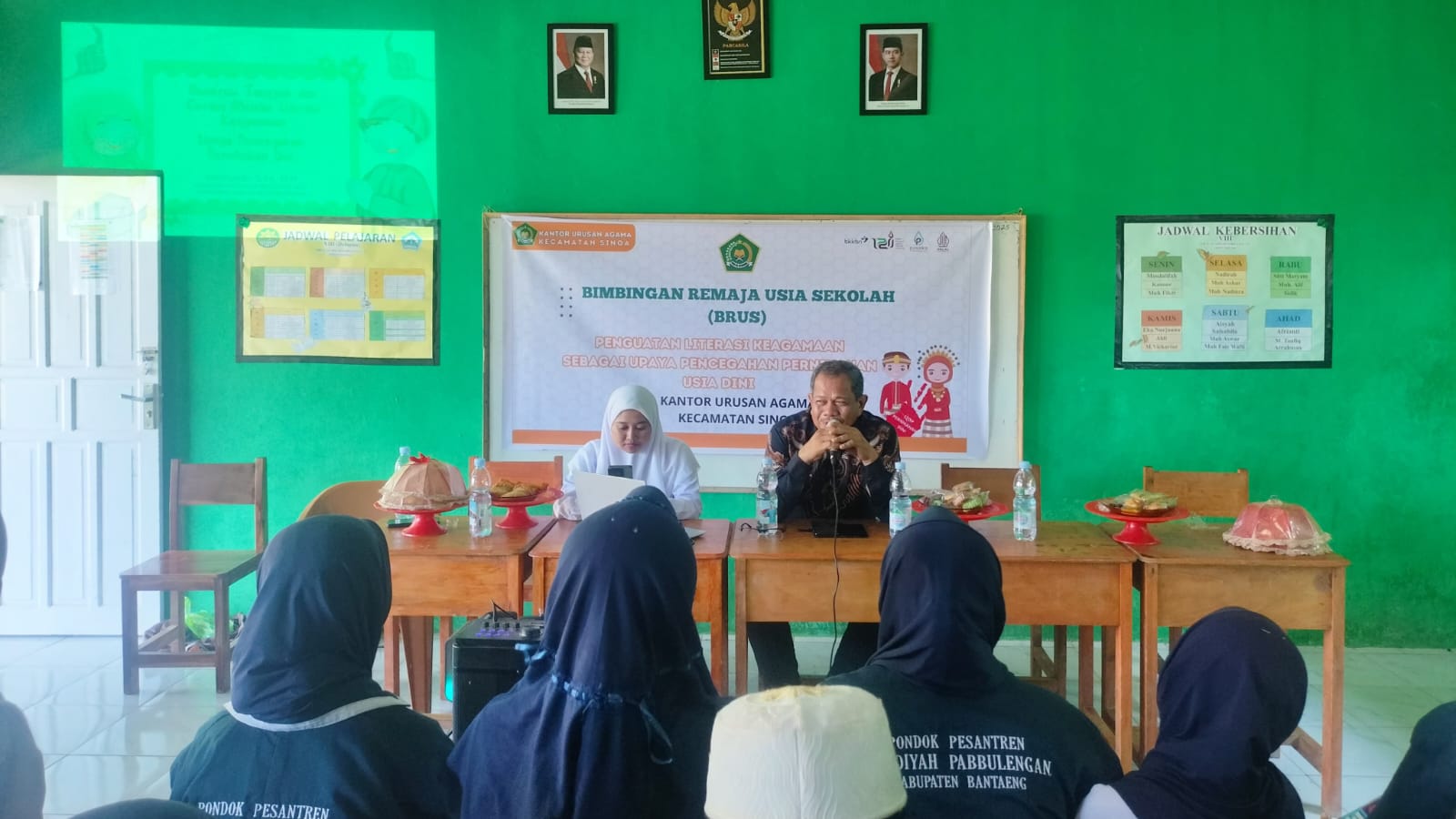 KUA Sinoa gelar BRUS di SMP IT As'adiyah Pabulengan pada Rabu, 5 November 2025 (Foto: KUA Sinoa)