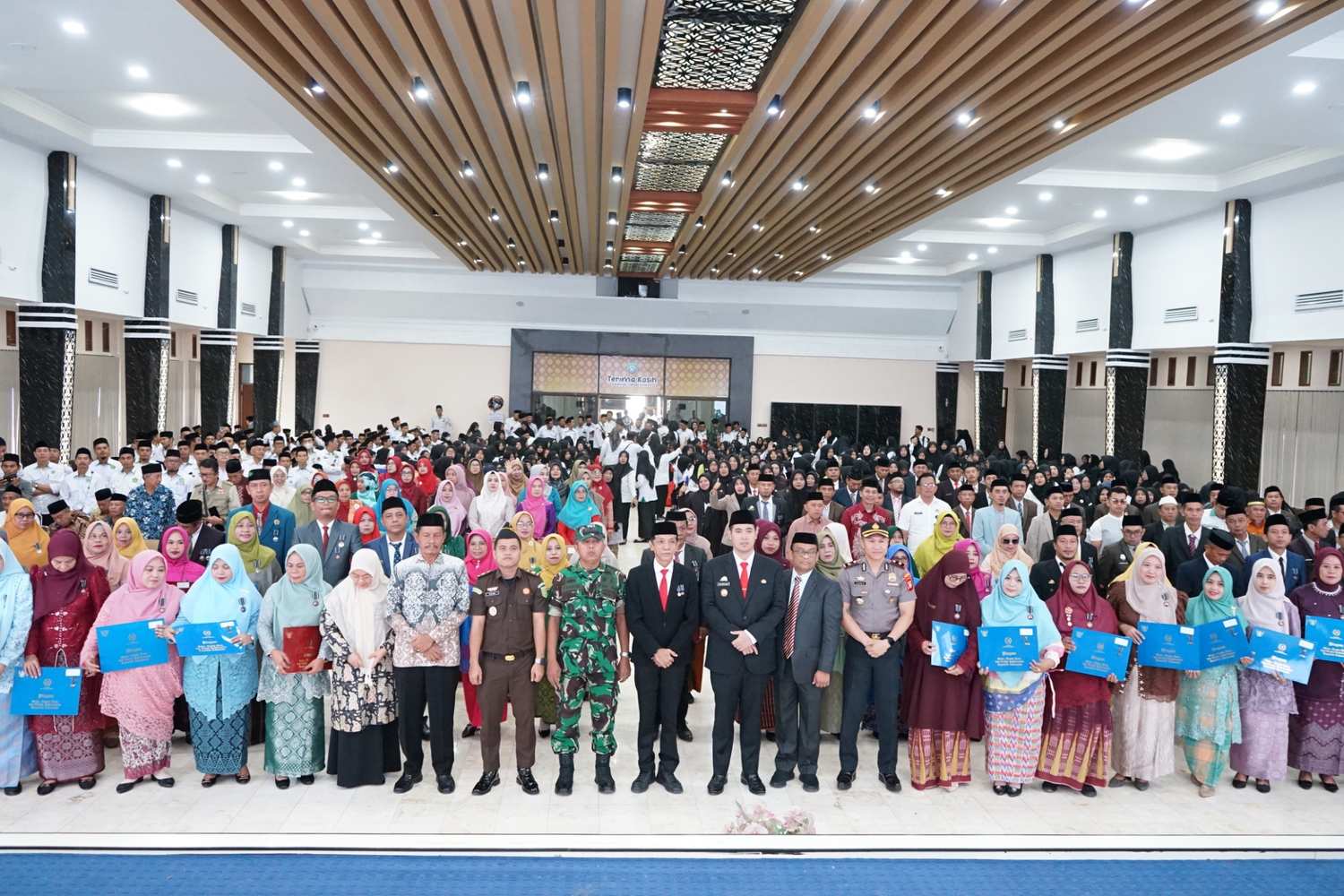 Tiga Tokoh Pemerintah Daerah, Bupati Pangkep, Wakil Bupati, dan Sekda Hadiri Upacara HAB ke-80