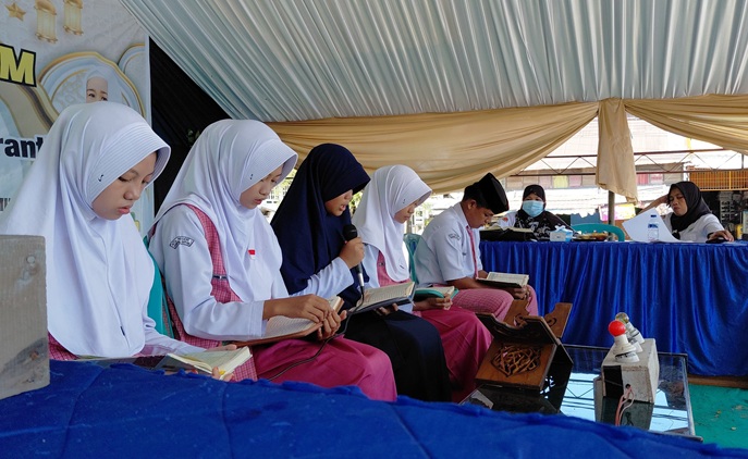 Penampilan Lomba Tadarus  Tim MTsN 1 Sidrap Membuat Hati Penonton Terenyuh.