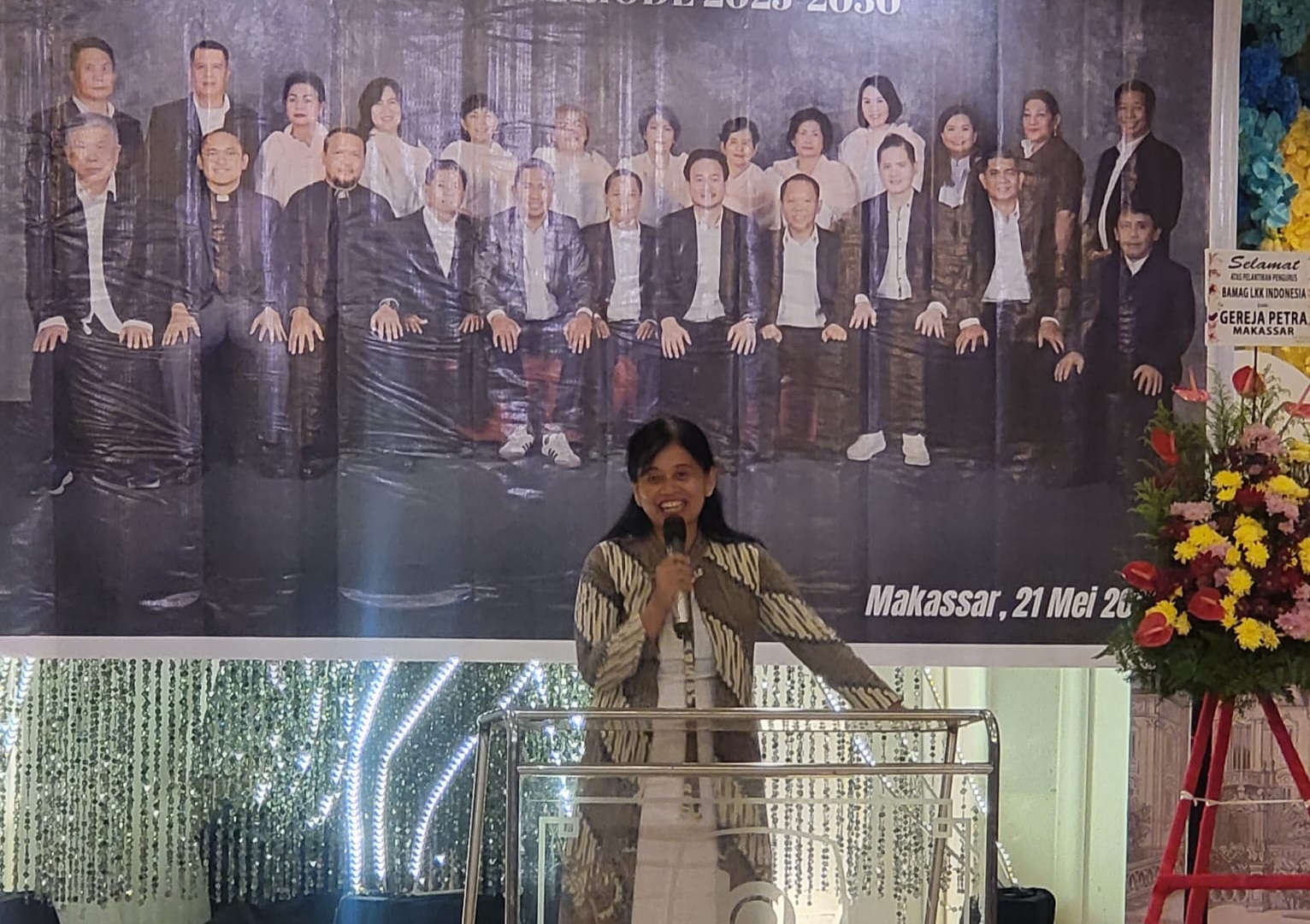 Penyelenggara Kristen  saat memberikan sambutan