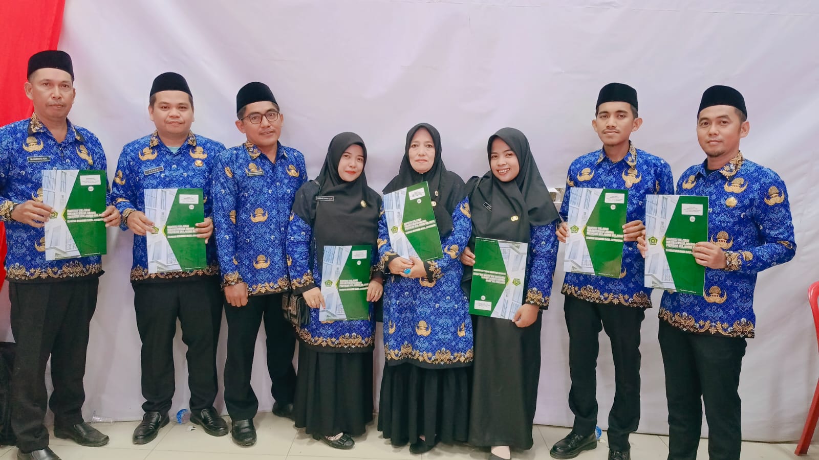 9 ASN PPPK KUA Kecamatan Awangpone Terima SK PPPK