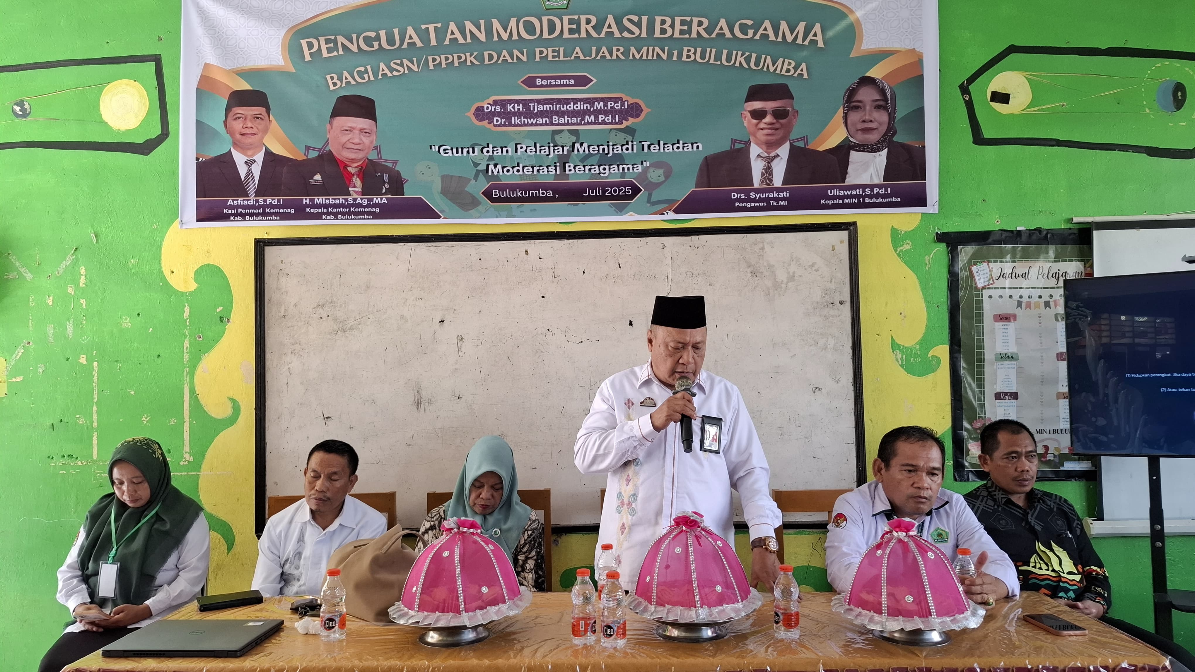 Kepala Kantor Kemenag Bulukumba, H. Misbah, S.Ag., MA menghadiri kegiatan Penguatan Moderasi Beragama