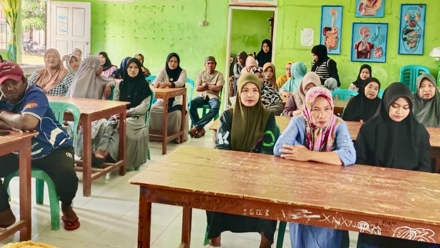 MA Ma'arif NU Lasepang Gelar Rapat Bersama Orang Tua Penerima PIP pada Jumat, 22 Agustus 2025 (Foto: Humas MA Ma’arif Lasepang)