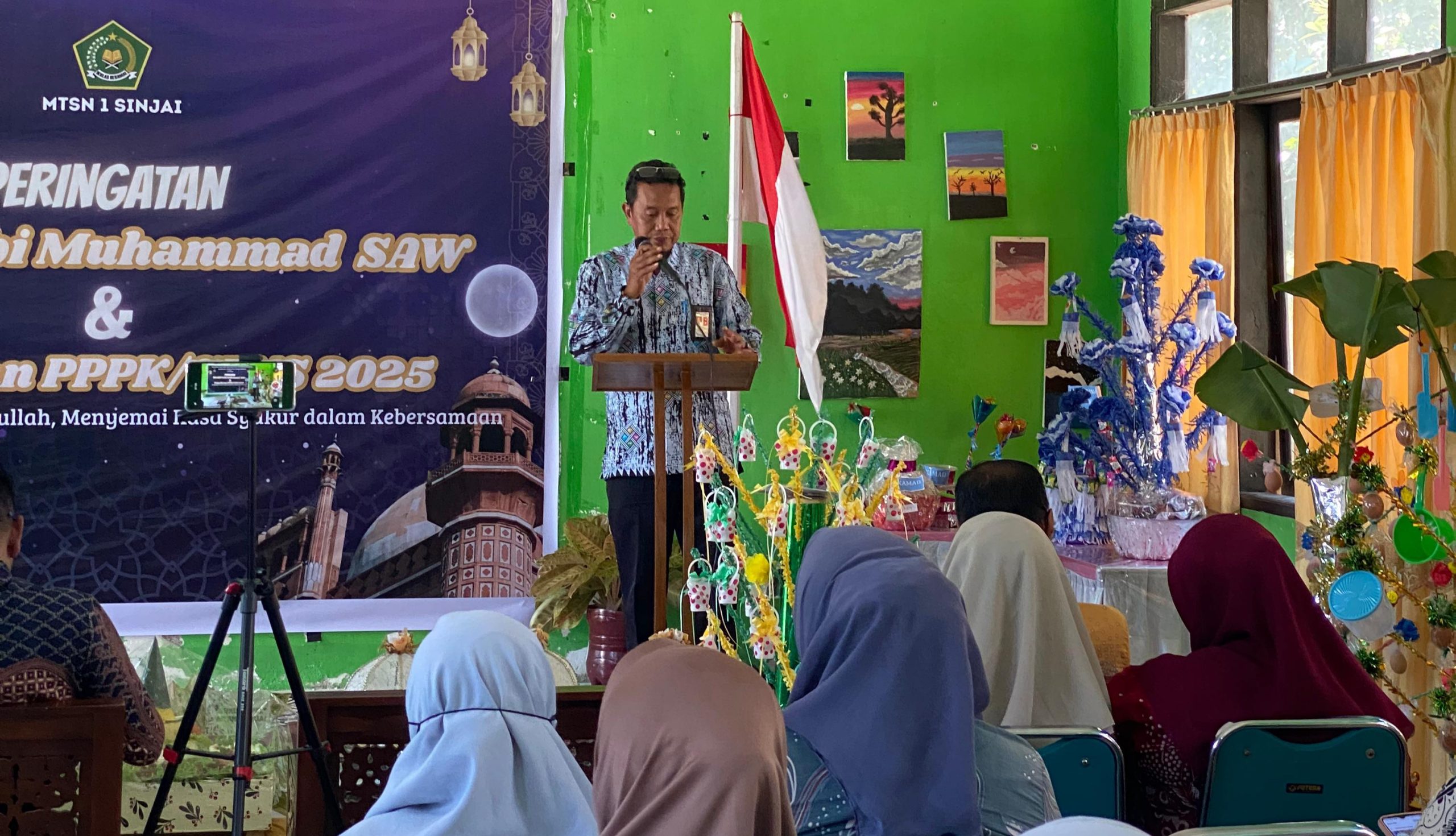 Maulid Nabi Muhammad SAW dan Syukuran, MTsN 1 Sinjai Hadirkan Nuansa Penuh Berkah