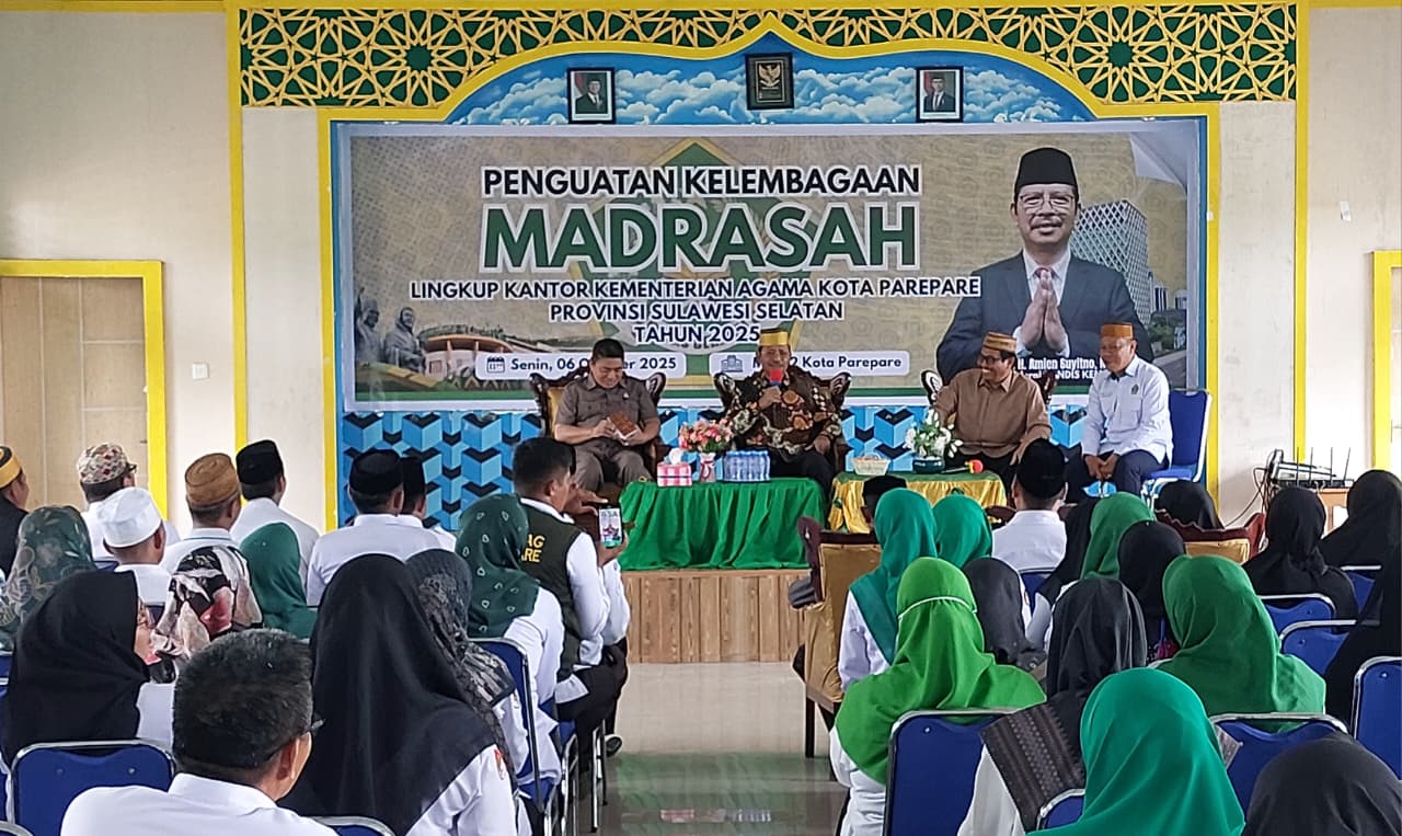 Dirjen Pendis Melakukan Penguatan Kelembagaan Madrasah di Kota Parepare