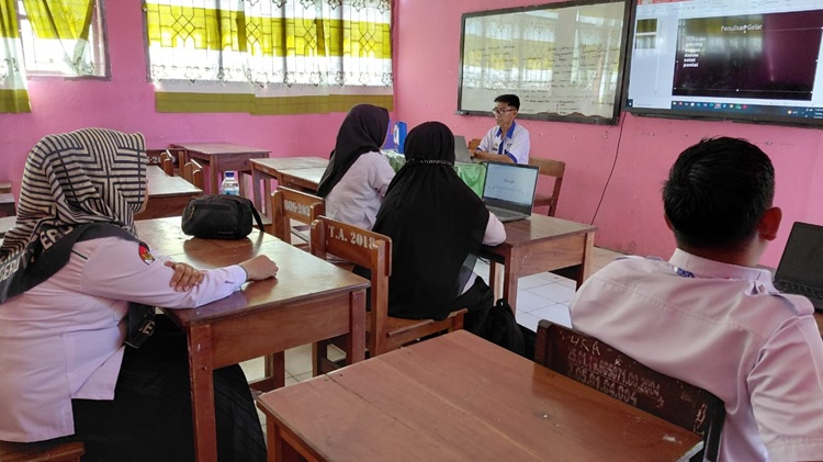 Untuk Meningkatkan Profesionalisme Guru,  MTsN 1 Sidrap Galakkan MGMP Bahasa Indonesia