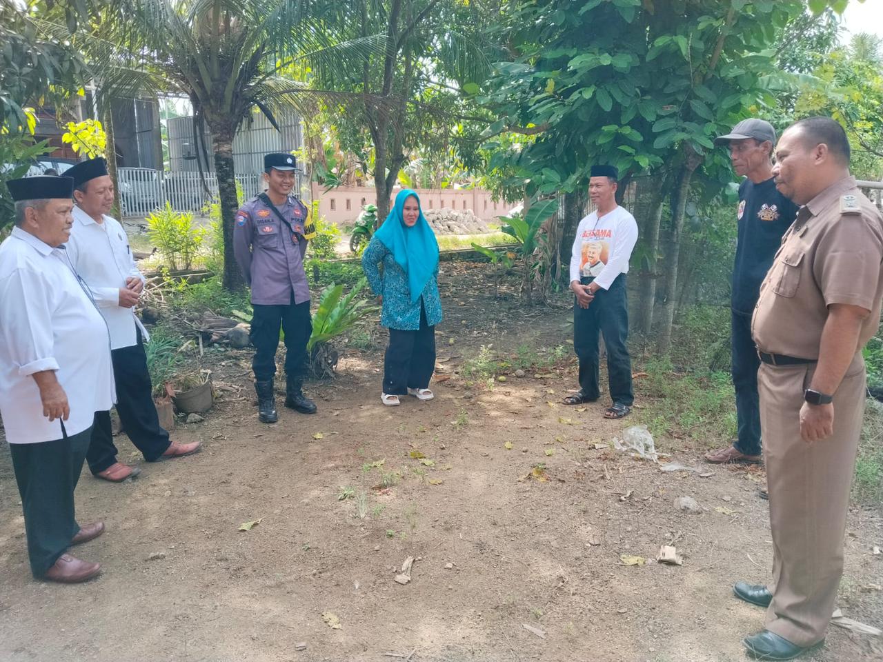 KUA Tiroang Gandeng Majelis Taklim dan UPZ Salurkan Bantuan ke Warga
