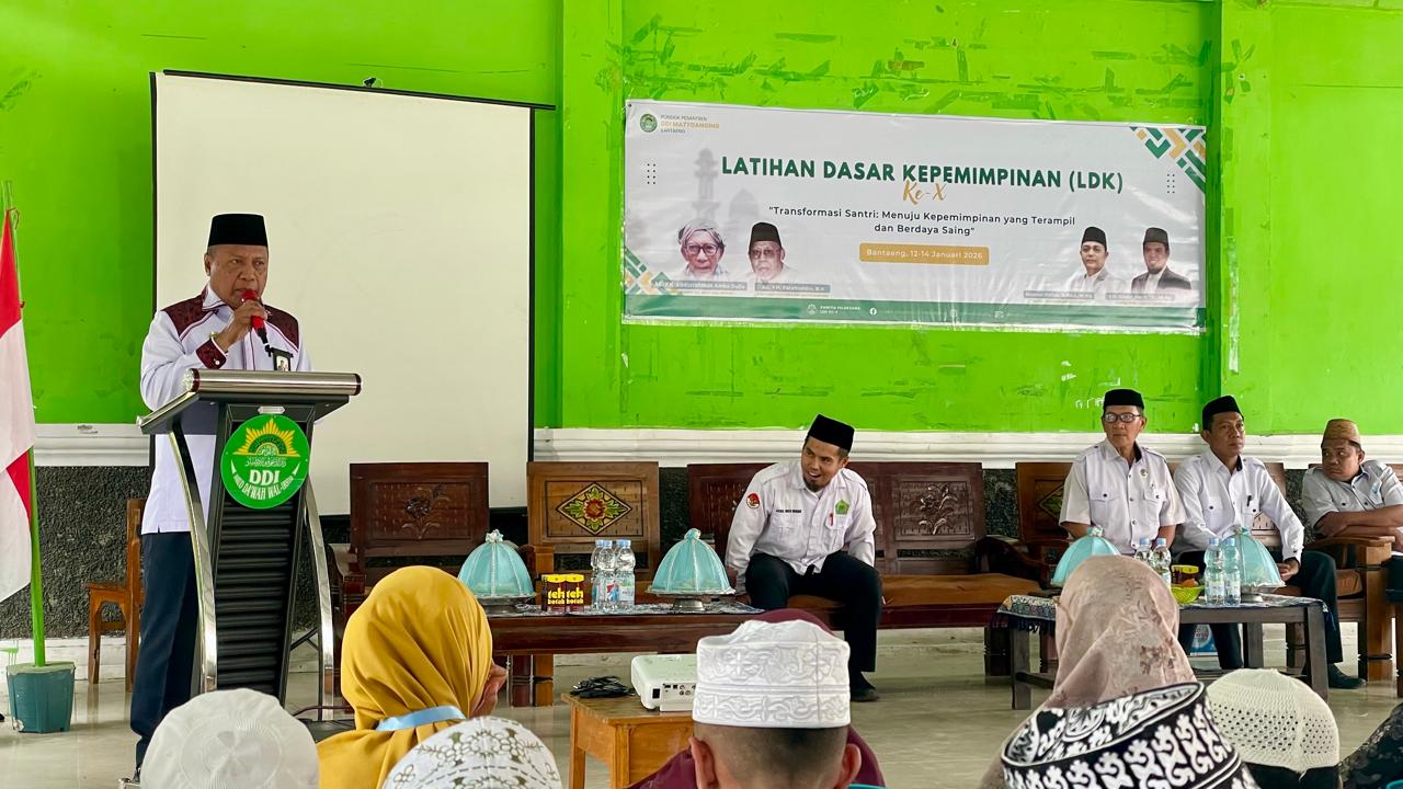 Isi Pikiran, Asah Emosi, Kuatkan Spiritual: Pesan H. Misbah Saat Buka LDK di DDI Mattoanging pada Senin, 12 Januari 2026 (Foto: Humas Kemenag Bantaeng)