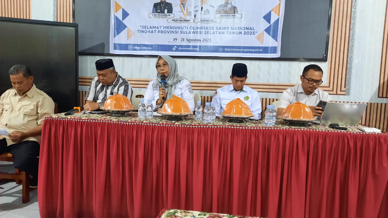 Kasi PAI Kemenag Pinrang Hadiri Pertemuan MGMP Tingkat SLTA di SMA Negeri 1 Pinrang