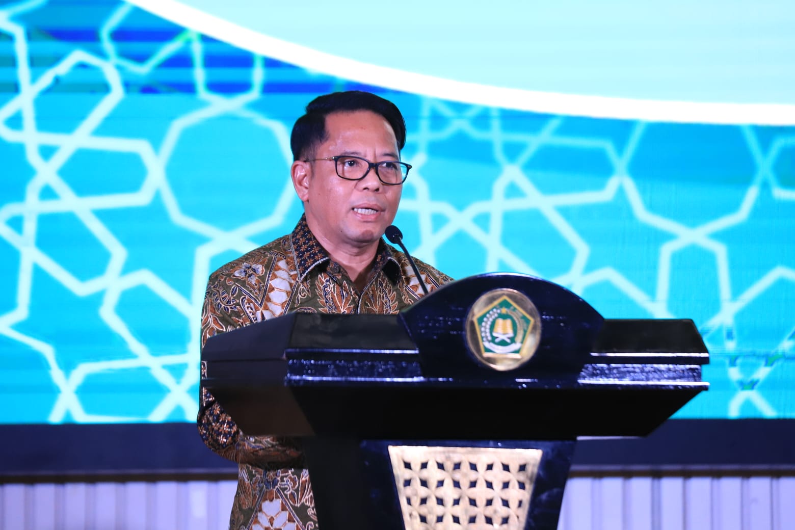 Sekjen Kemenag RI, Prof. DR. Phil H. Kamaruddin Amin, MA.