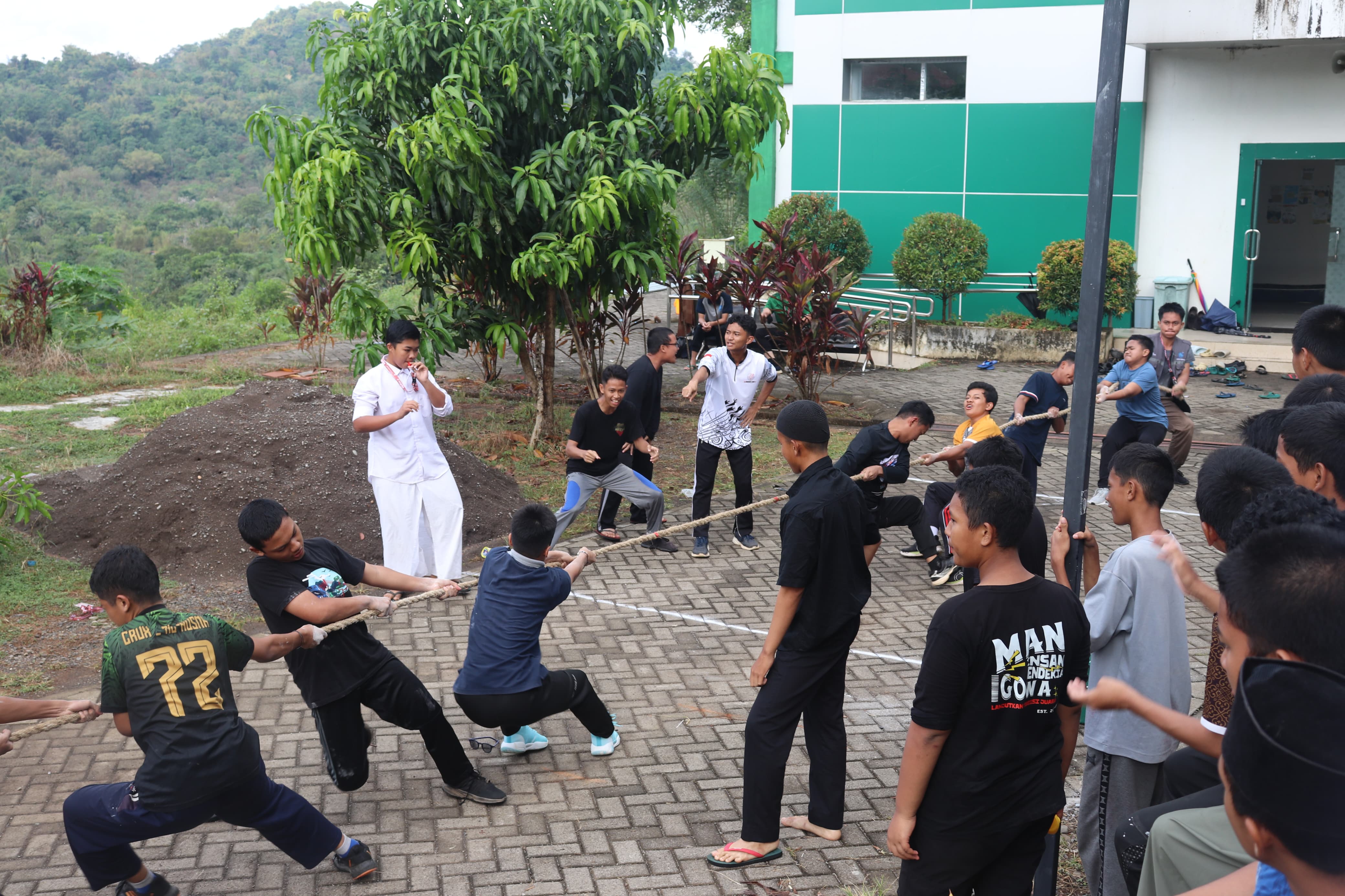 Salah satu lomba