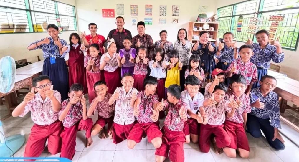 Foto bersama para siswa pascapembinaan