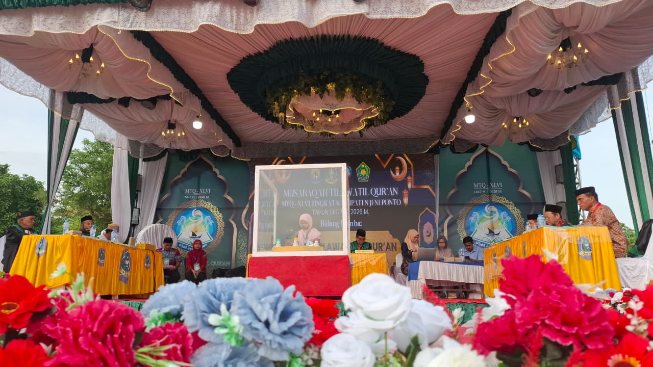 Salah Seorang Peserta Tilawah Anak-Anak Saat Lantunkan Ayat Suci Al-Qur'an