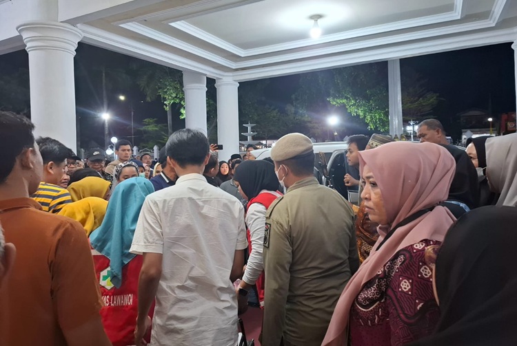 Jemaah Haji Sidrap yang Tiba di Rujab Bupati Meninggal Dunia
