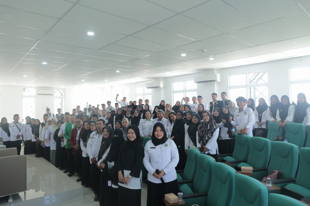 IPARI Kemenag Luwu Ikuti Pelatihan Public Speaking