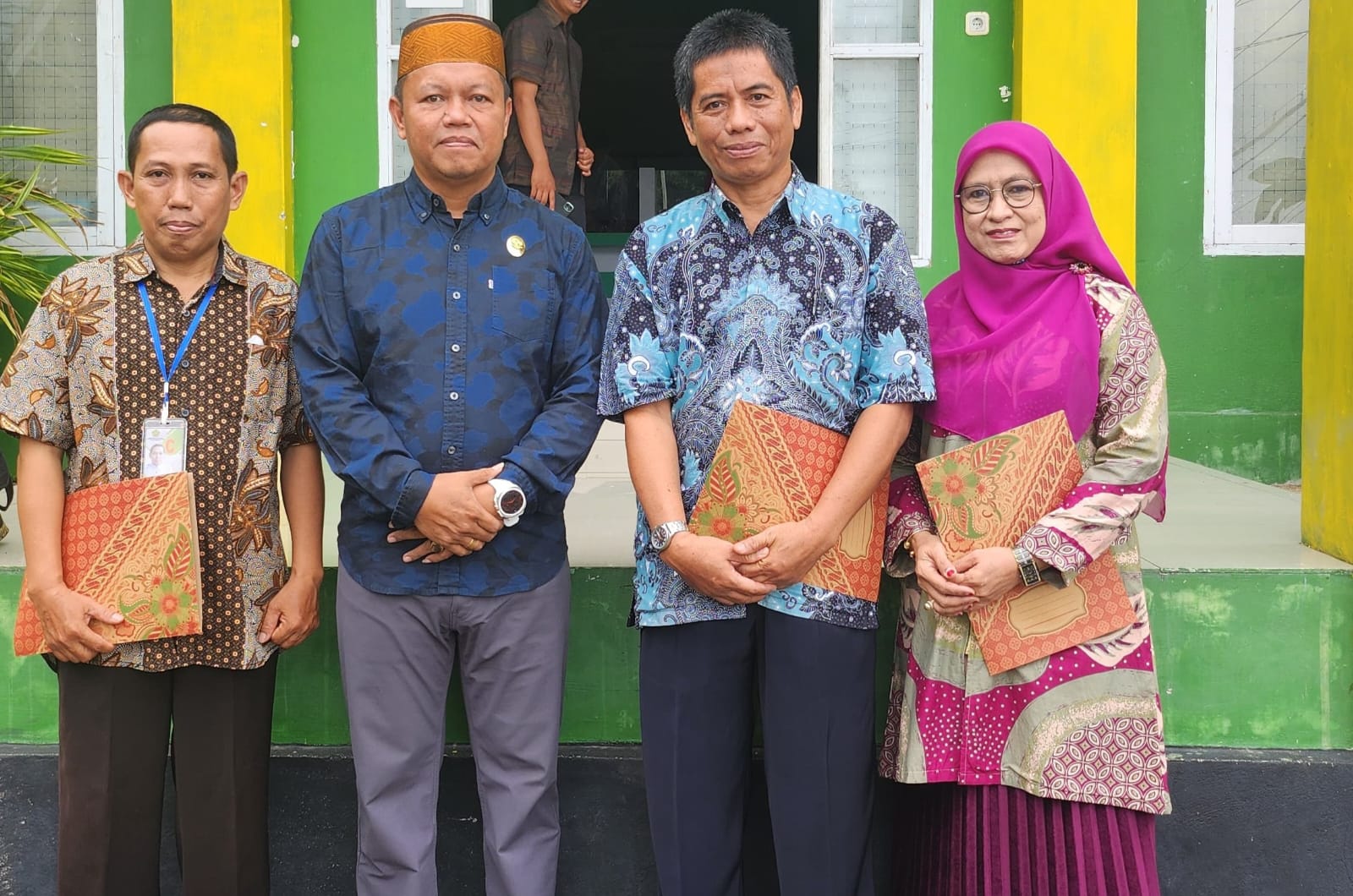 Pendidik MAN 2 Kota Parepare terima SK KP