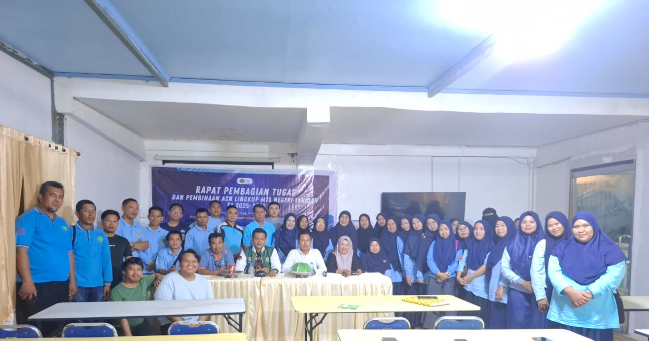 Poto bersama usai pembukaan kegiatan