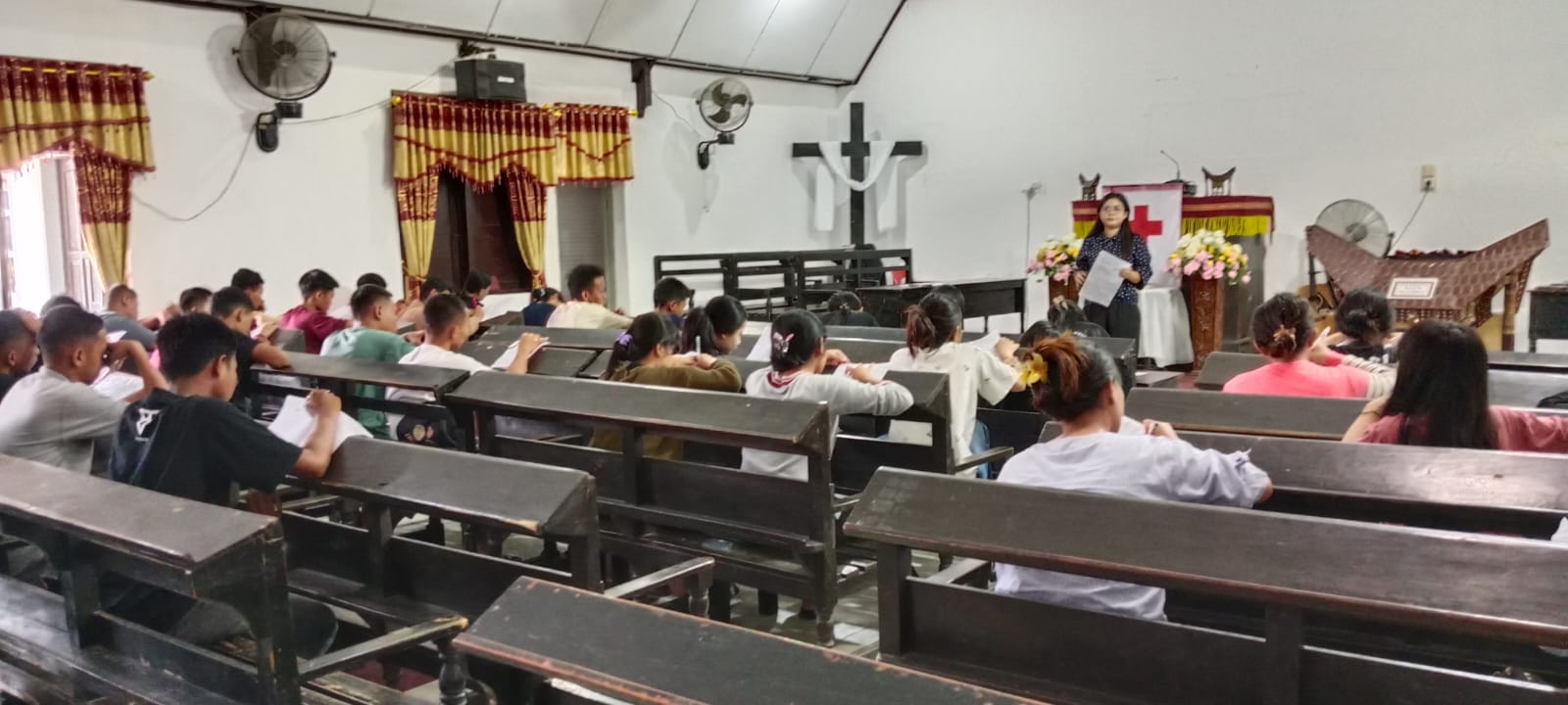 Penyuluh Agama Kristen KUA Watang Sawitto; Novina