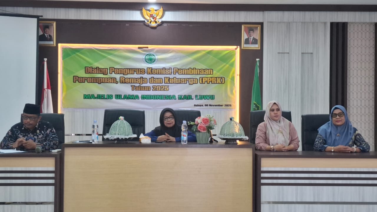 DR. Dra. Hj. Besse Mattayang, M.Pd Jadi Pemateri Pada Dialog Pembinaan RK