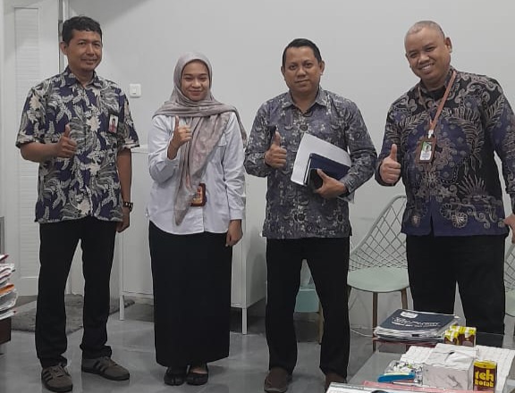 Foto bersama di Kantor BPN