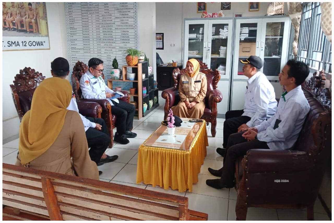 Pertemuan di ruang kamad