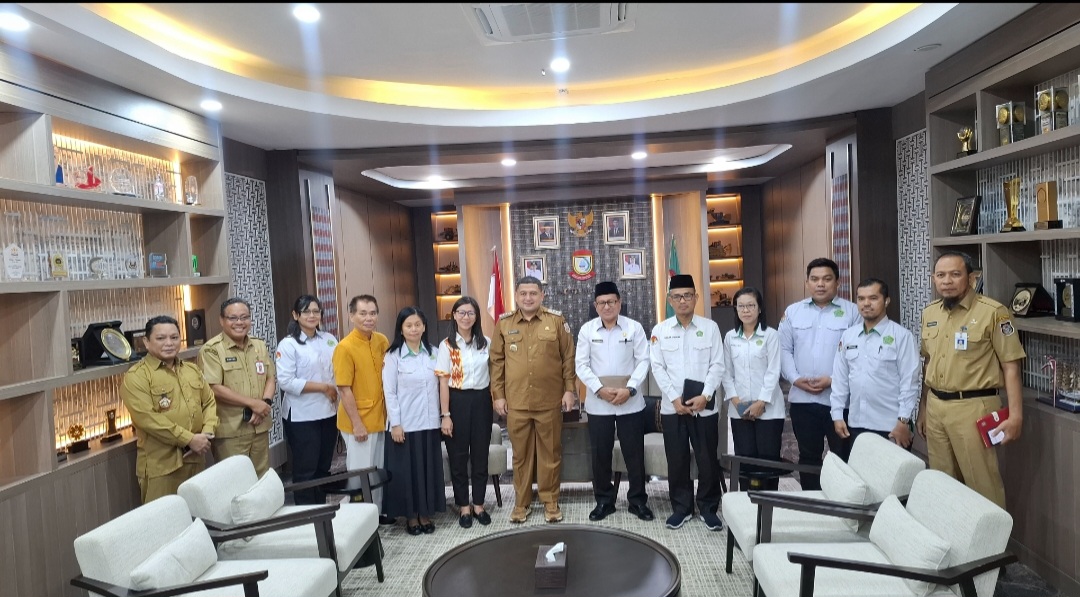 H. Muhammad melakukan audiensi dengan Wali Kota Makassar Munafri Arifuddin dalam rangka persiapan Launching Kelurahan Sadar Kerukunan