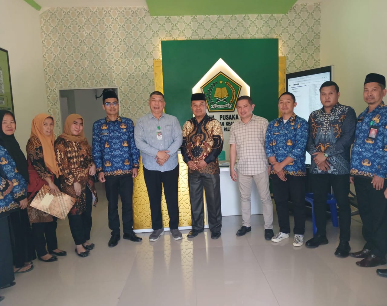 Ketua Tim Kerja PSM Kanwil Kemenag Sulsel Monitoring Pelaksanaan Revitalisasi di KUA Paleteang