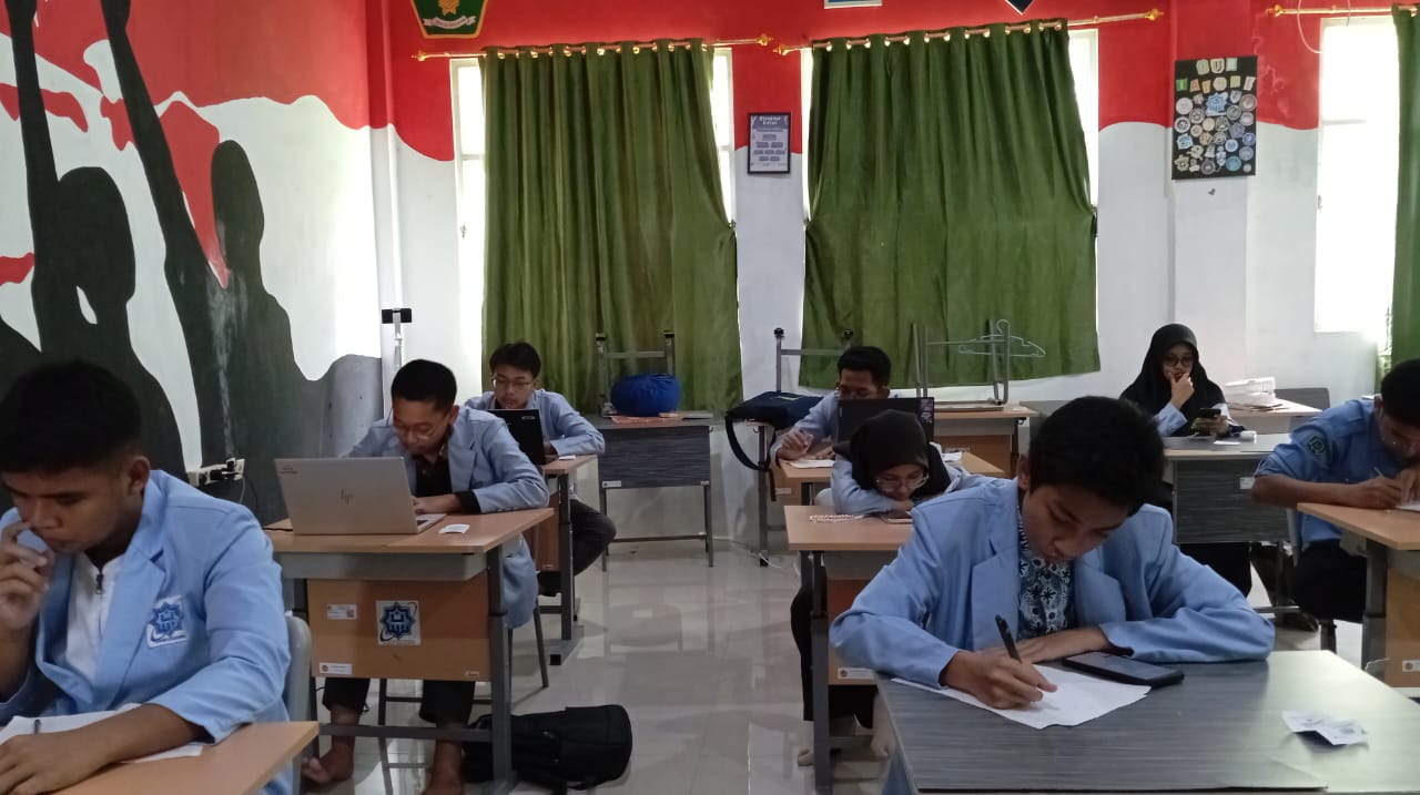 Para siswa saat penyisihan