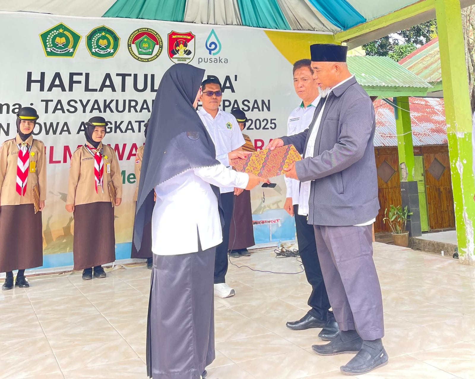 Sekjen Pokjawasnas saksikan penyerahan surat pelaksana tugas