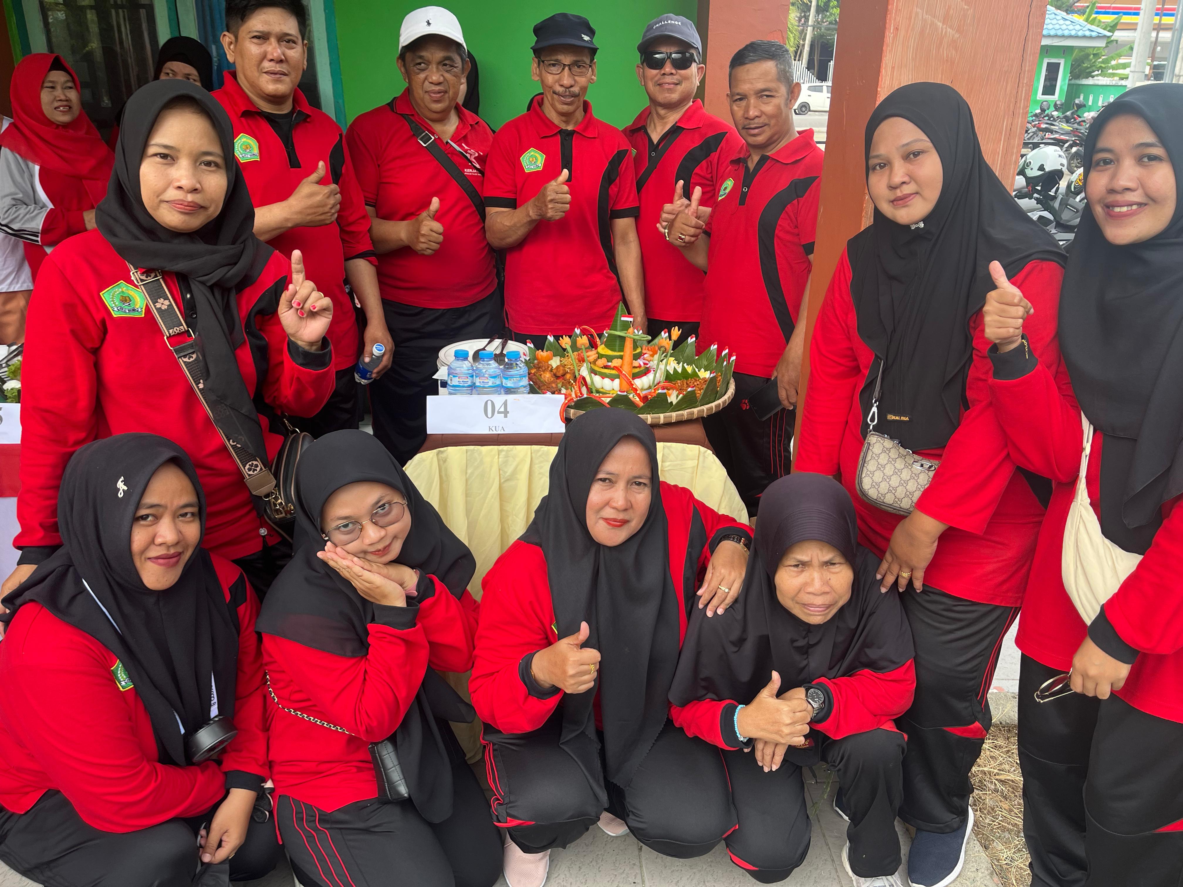 KUA Batulappa Tampilkan Tumpeng Bernuansa HUT RI Ke-80