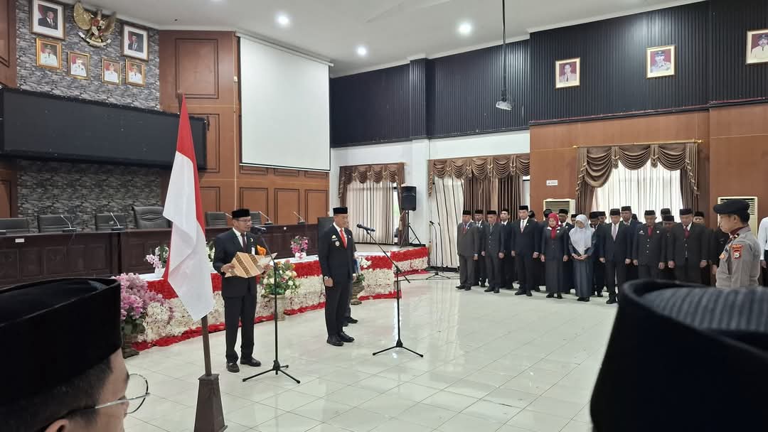Kepala Kemenag Sinjai saat pimpin Doa Harlah Pancasila Tahun 2025 Tingkat Kab. Sinjai
