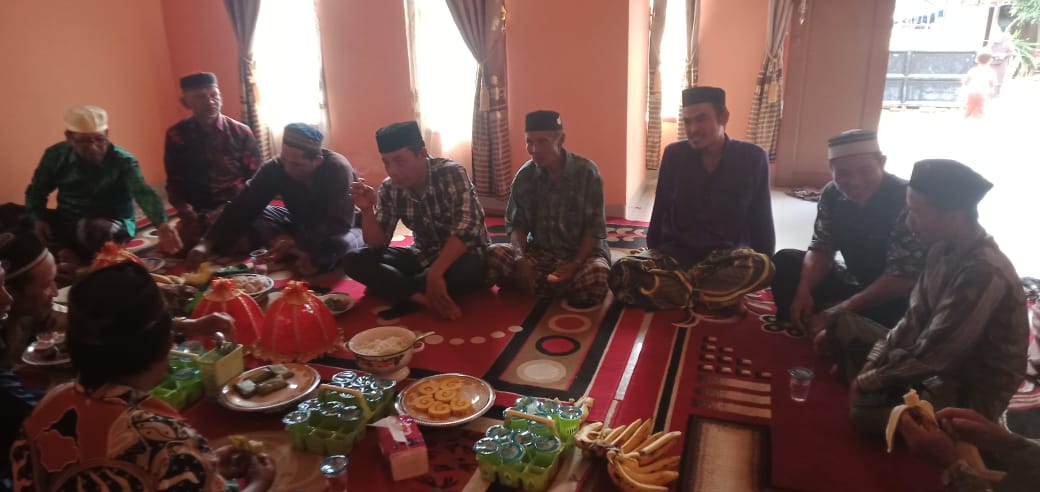 Sosialisasi di rumah warga bersama imam masjid