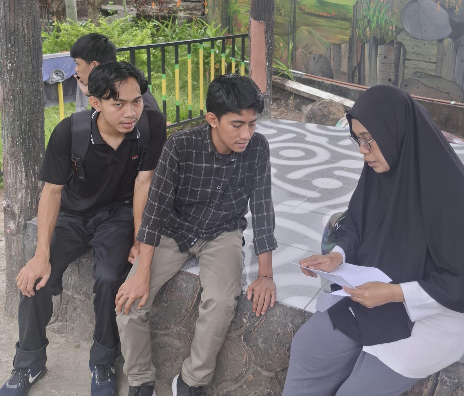 Wakamad Kesiswaan MAN 1 terima mahasiswa IAIN Parepare