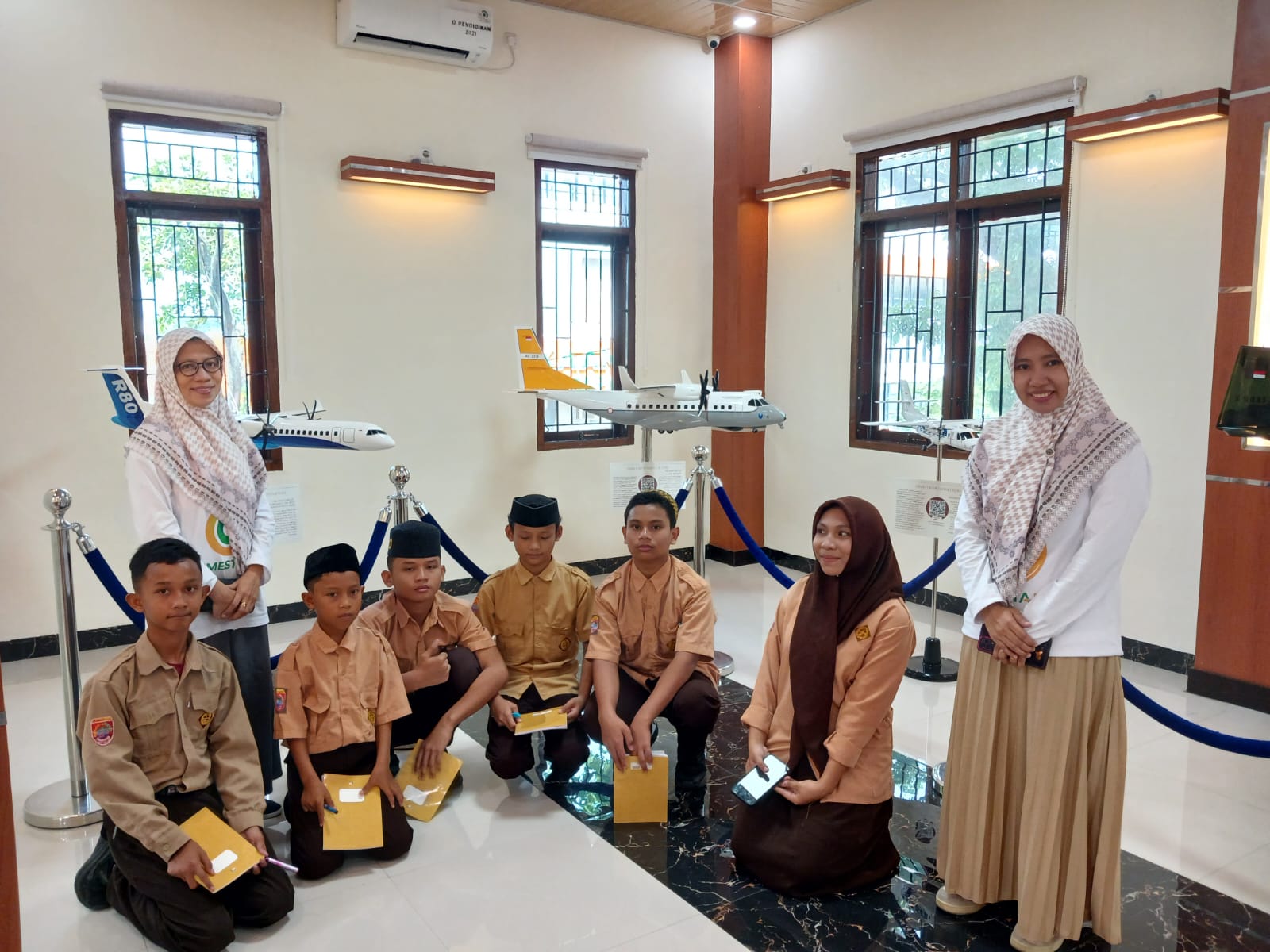 MTs DDI Labukkang Lakukan Kunjungan Edukasi ke Museum B.J. Habibie Parepare