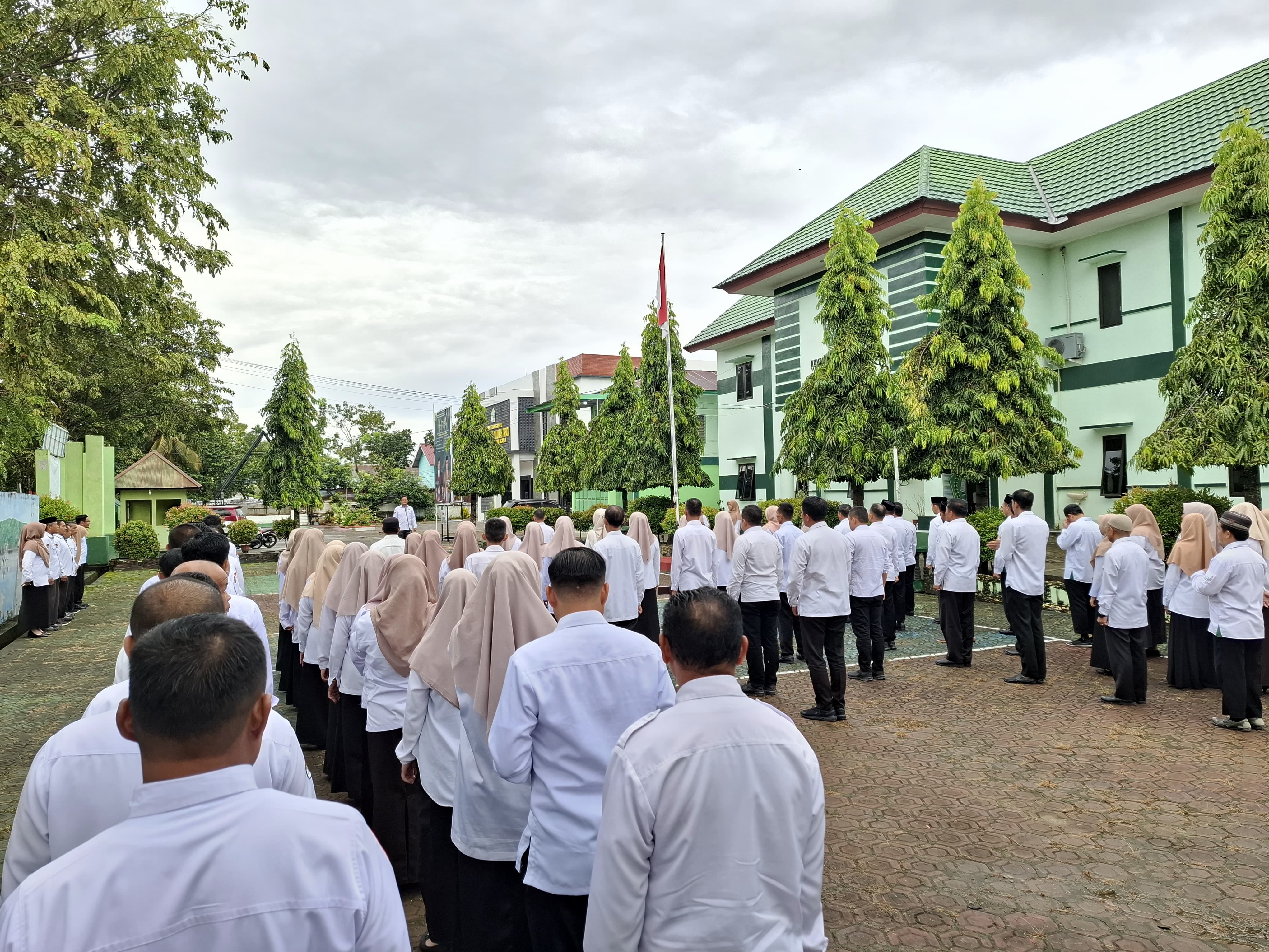 Kemenag Sinjai Apel Pagi setiap Hari Senin