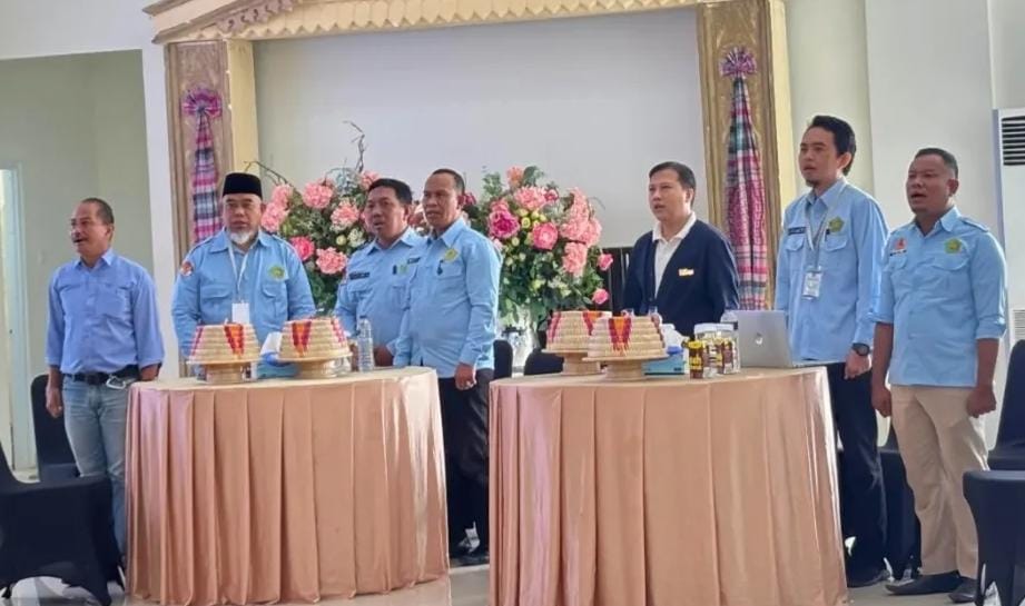 Kepala MIN 2 Gowa tampak diantara undangan