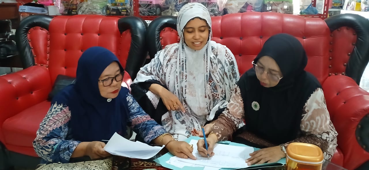 Penyuluh Agama KUA Paleteang Giat Lakukan Pendataan Guru TPA dan Guru Mengaji Kampung