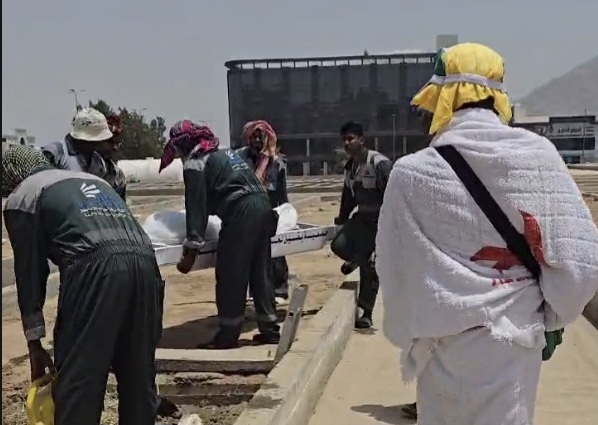 Prosesi Pemakaman Jamaah Haji Kloter 3 Upg Makassar Asal Kab. Sinjai