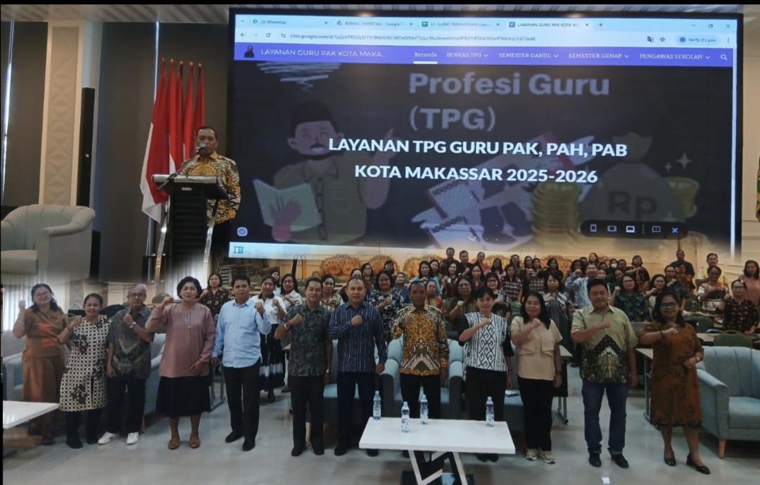 Kakankemenag Kota Makassar H.Irman saat memberikan arahan dan sam