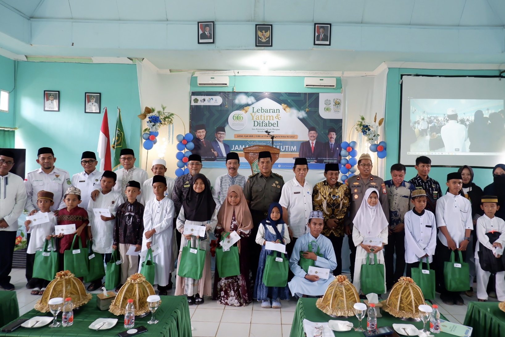 Kemenag Lutim Gelar Lebaran Yatim dan Difabel, Dirangkaikan dengan Silaturahmi Haji 2025