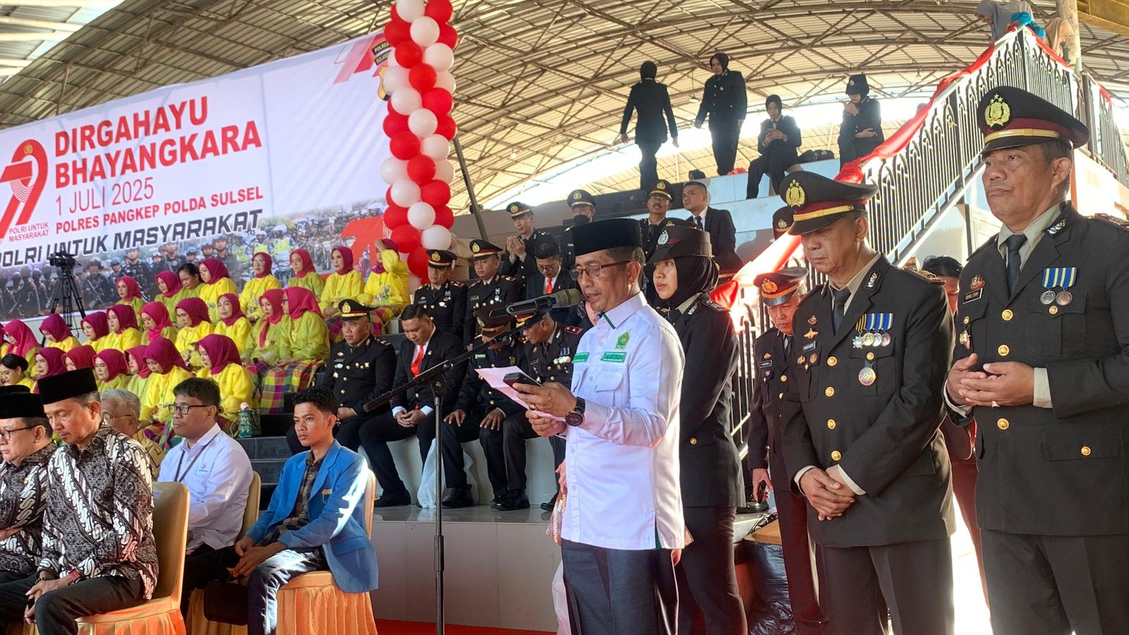 Kemenag Pangkep Hadiri Upacara HUT Bhayangkara ke-79