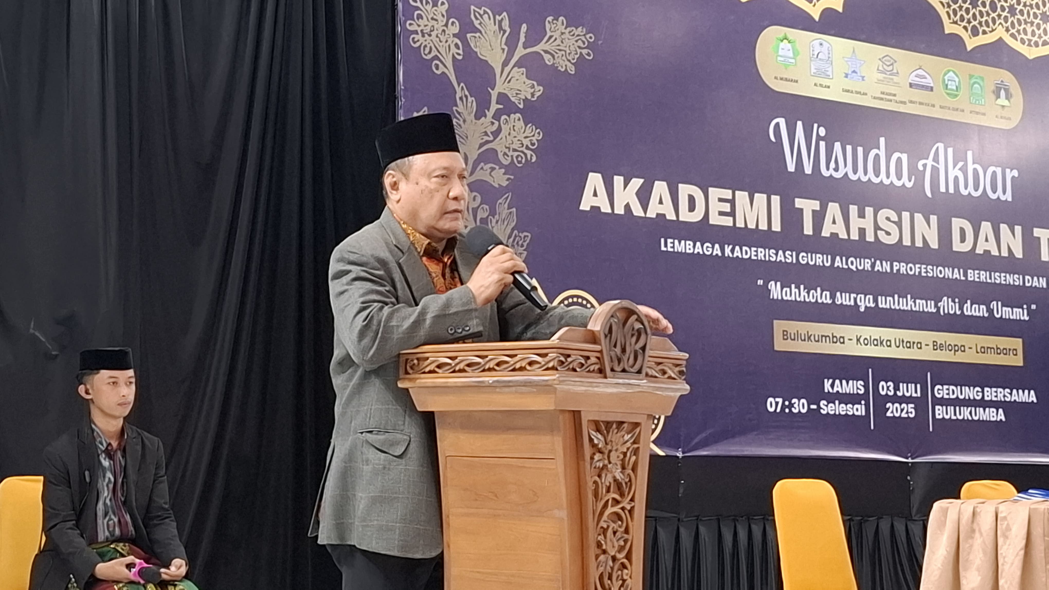 Kepala Kantor Kementerian Agama Bulukumba menghadiri Wisuda Akbar Akademi Tahsin dan Tajwid