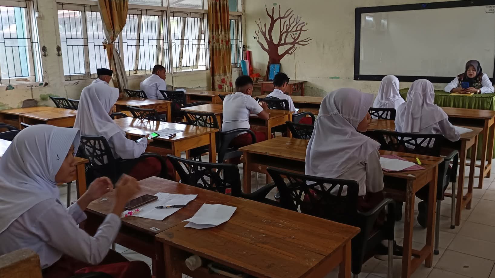 MTsN 1 Bone Gelar Seleksi Kelas Sains 2025,"Membidik Bintang dari Madrasah"