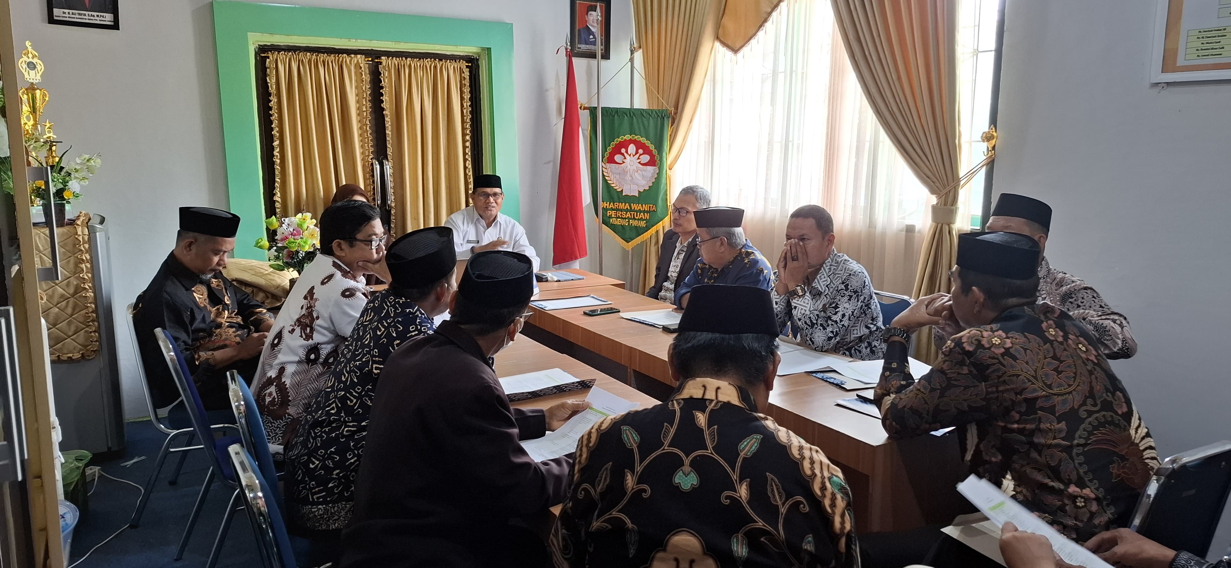 Ruang Rapat DWP Kemenag Pinrang