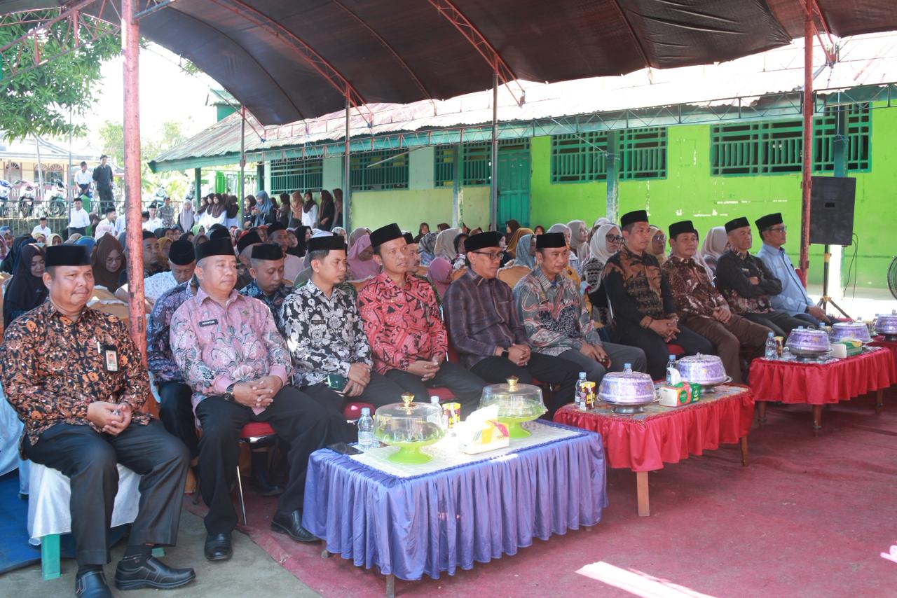 Meneladani Kepemimpinan Rasulullah, MTs DDI Cilellang Gelar Maulid Nabi 1447 H