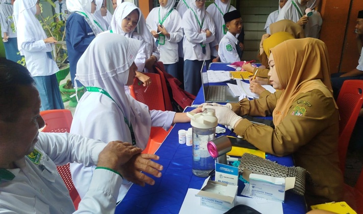 Aksi Nyata Deteksi Dini Sambut Hari Jadi ke-356 Sulawesi Selatan di MA YMPI Rappang