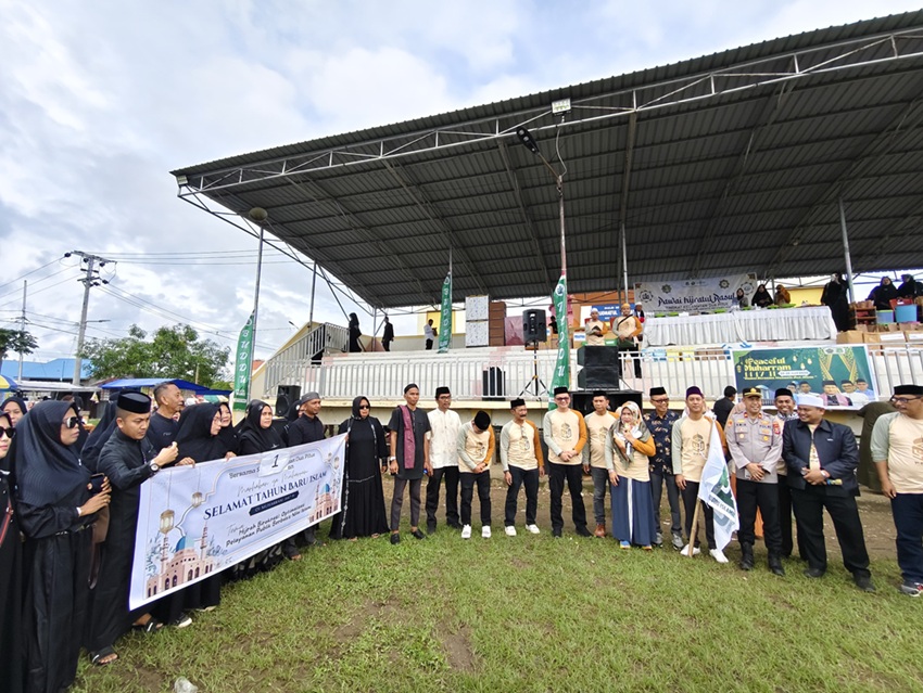 Wabup Bersama Kakan Kemenag Sidrap Kompak Hadiri Pawai Hijratul Rasul Tingkat Kecamatan Duapitue