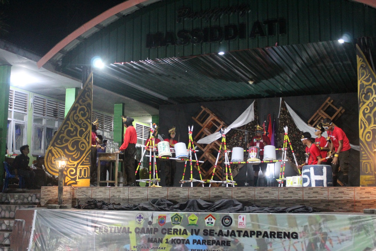 Semarak Lomba Demo Perkusi pada Ajang FCC IV di MAN 1 Parepare