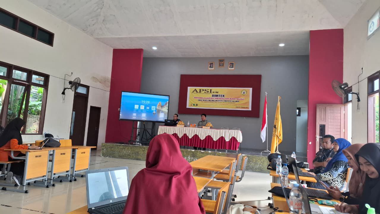 Tingkatkan Kompetensi! Guru MTs MA Muammar Gandi Ikuti Bimtek Pembelajaran Mendalam