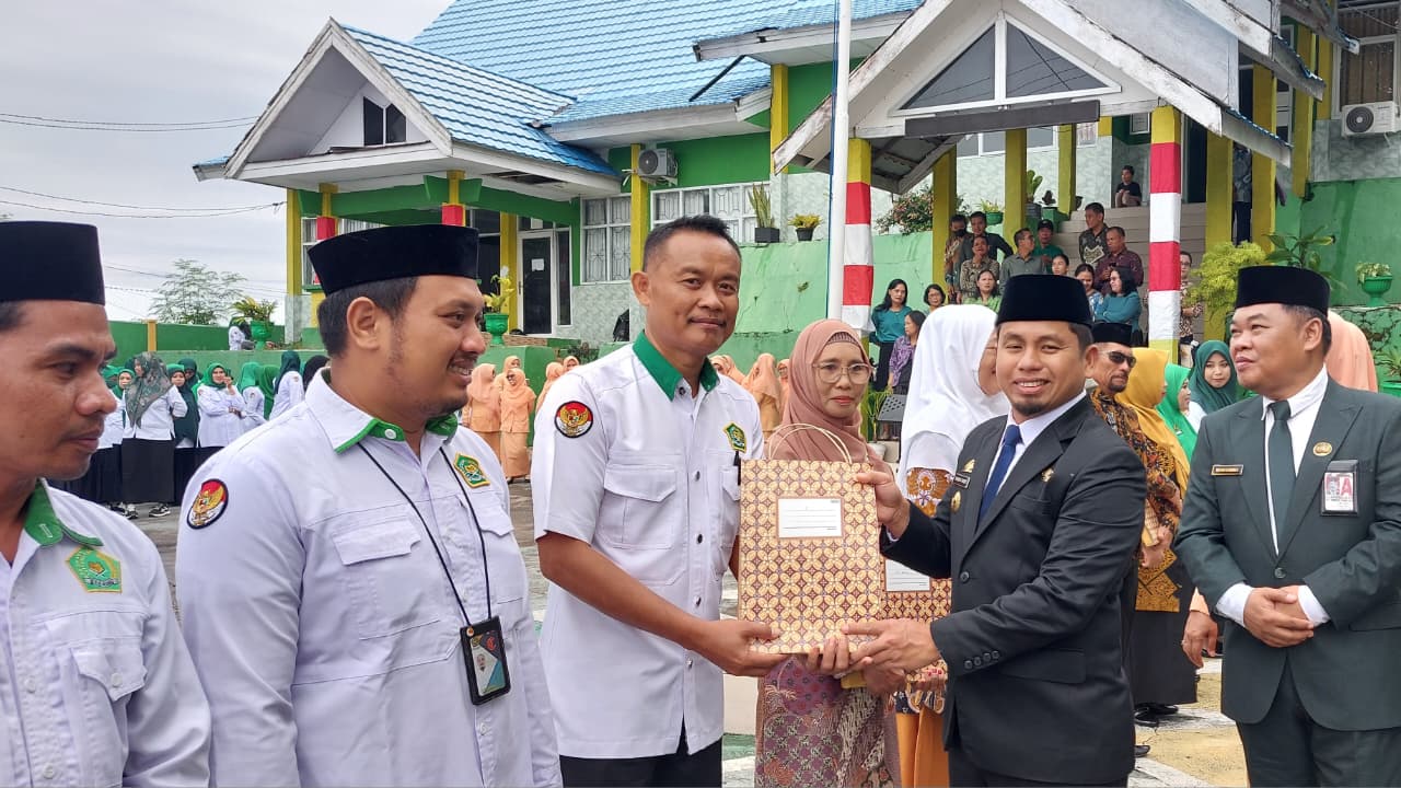 Kontributor MAN 2 Kota Parepare Raih Penghargaan Kuartet Penulis Berita Terbaik 1